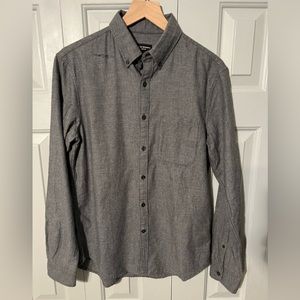 Club Monaco Men’s size Small Slim Fit Textured Grey Button-Up